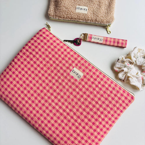 Pink Laptop sleeve in Gingham for Macbook